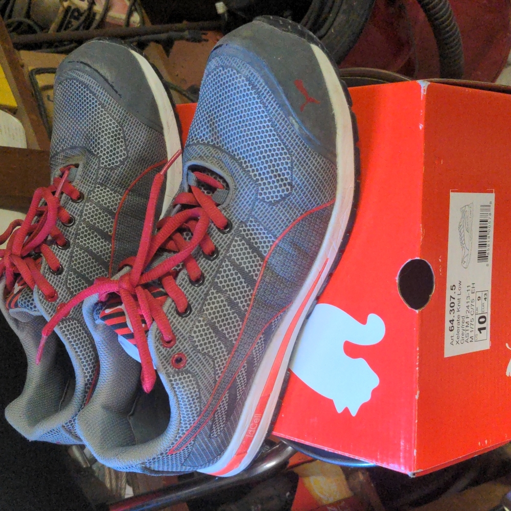 Puma Safety shoes